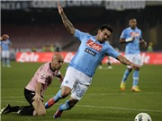 Bóng đá anh, ngoại hạng anh, lịch thi đấu euro 2012, Cuộc đua Champions League ở Serie A: Napoli “số” sướng